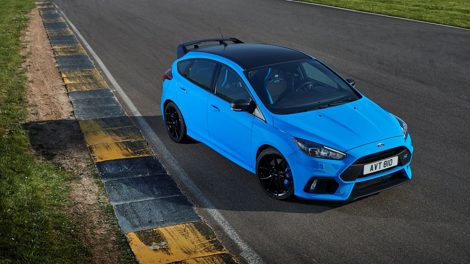 Ford a prezentat un pachet nou pentru Focus RS. Vine cu un diferential mecanic cu alunecare limitata