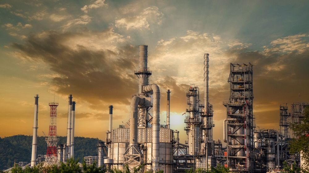 Explozie rafinăria Lukoil Prahova: IPJ a deschis un dosar penal