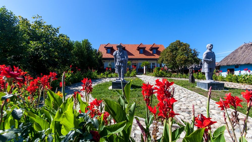 Ministrul Turismului: O sa avem inca doua statiuni turistice, Cisnadioara si Cartisoara