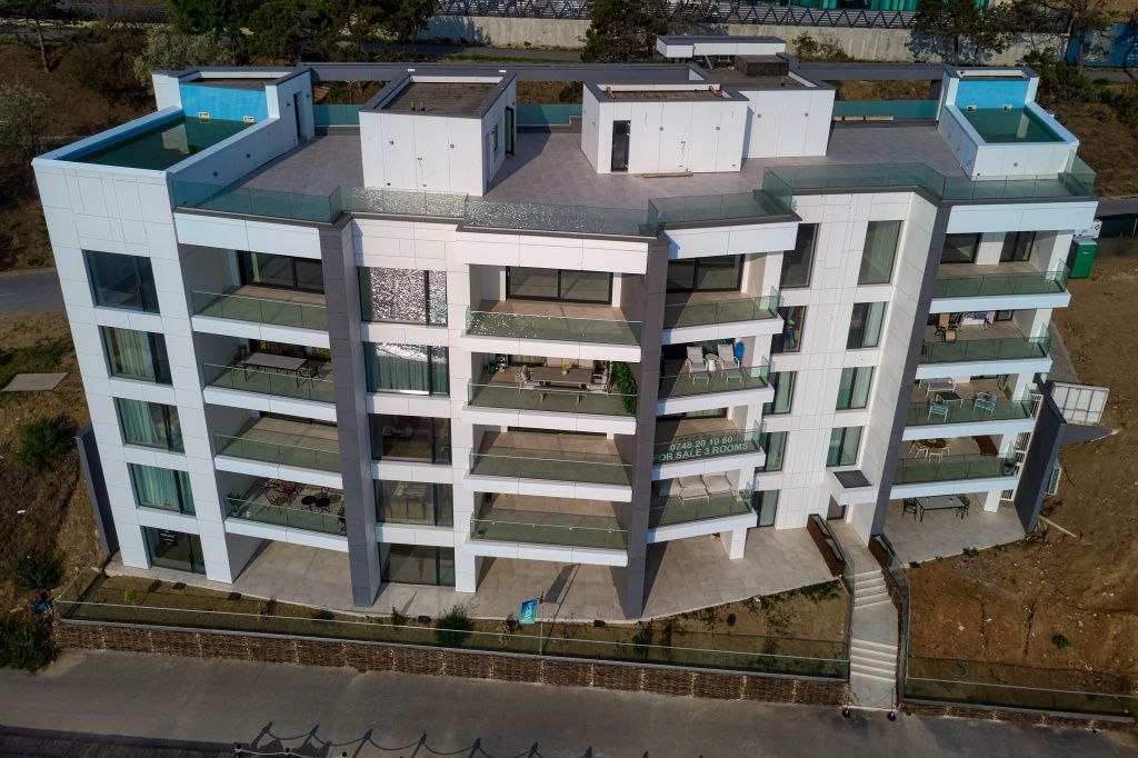 Cum arăta un penthouse de peste 1 milion de euro amplasat pe malul mării la Olimp - Imagine 5