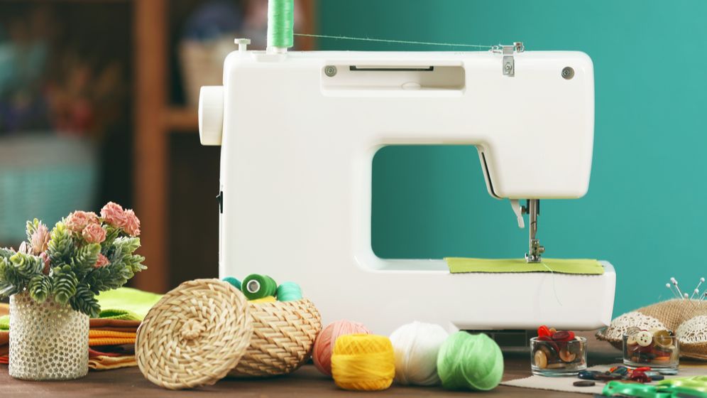 Pandemia a deschis apetitul românilor pentru cusut. Magazinul online Cusut și Brodat, vânzări în creștere în prima jumătate a anului