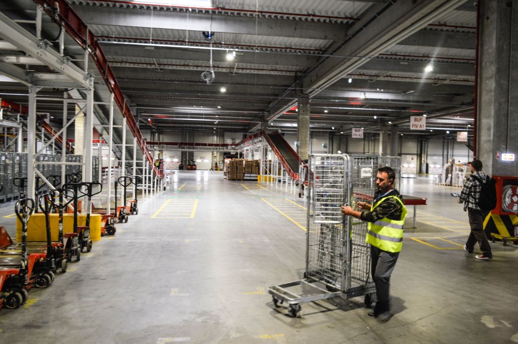 GALERIE FOTO | Cum arată cel mai mare centru logistic al Sameday - Imagine 34