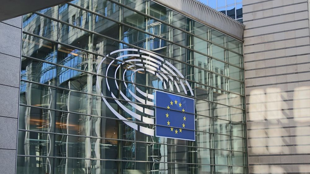 Lista rușinii: Topul absenților din Parlamentul European: Social-democratul Claudiu Manda, campion la absenteism