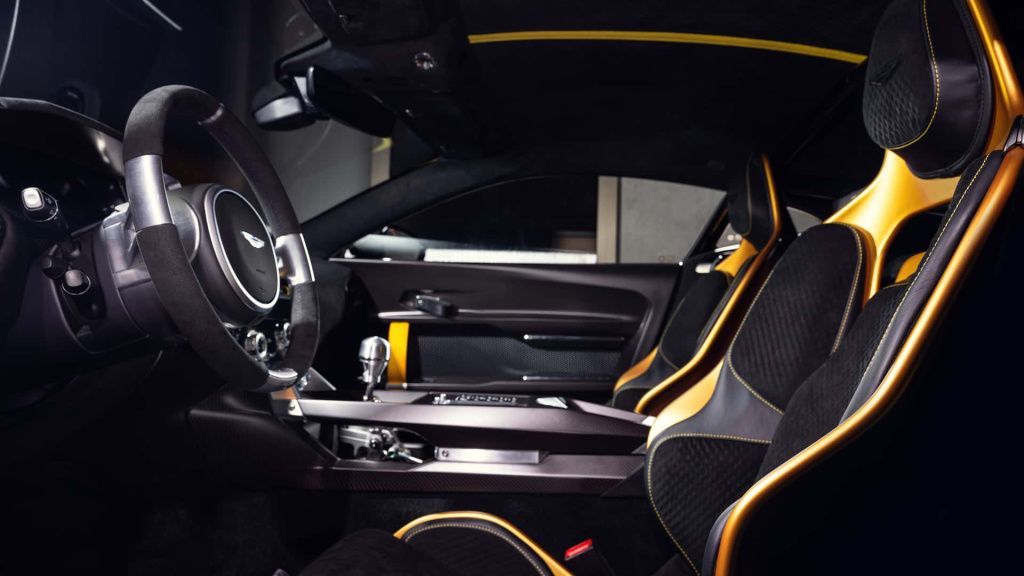 GALERIE FOTO | Aston Martin Valiant, un nou model sportiv pregătit pentru circuit, a fost lansat - Imagine 7
