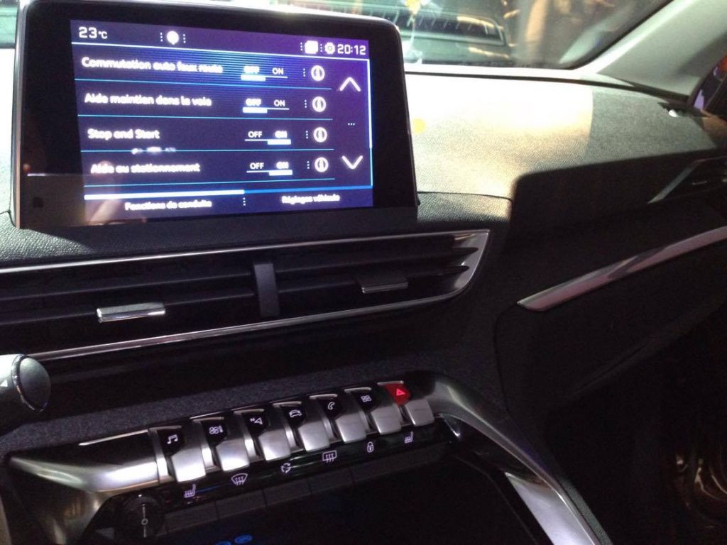 Peugeot 3008 - Imagine 6