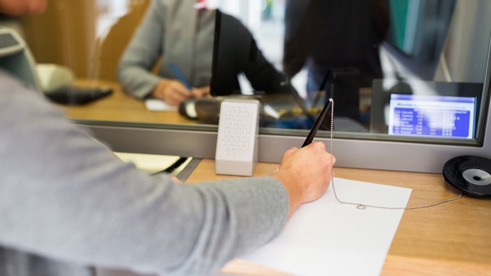 Programul băncilor de Rusalii și 1 iunie 2026. Ce agenții sunt deschise