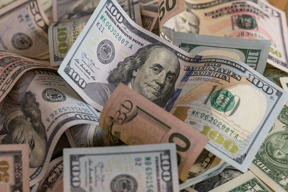 Și americanii sunt loviți de scumpiri: Creștere record a inflației în SUA