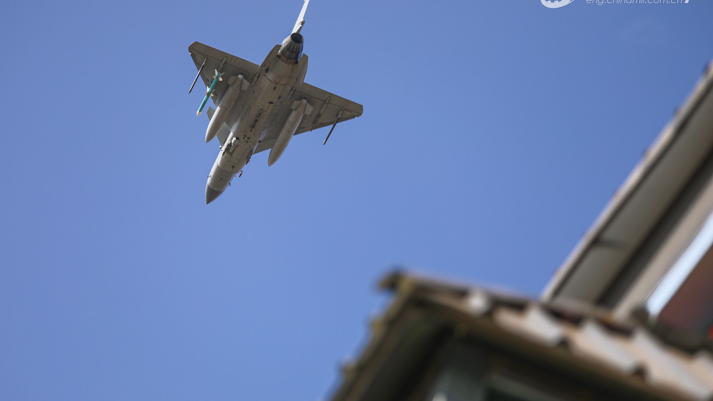 China a trimis fregate, bombardiere şi avioane de luptă în apropierea Taiwanului. "Un răspuns la semnalele greşite recente transmise de SUA”