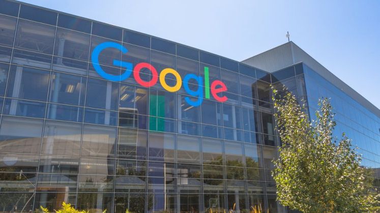 [VIDEO] Google si Levi's vor lansa o geaca inteligenta care permite controlarea gadgeturilor