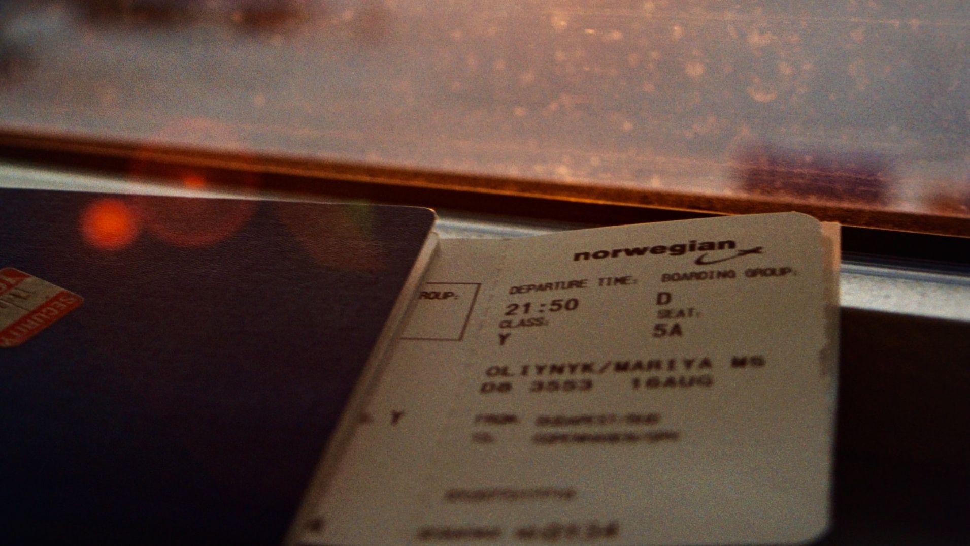 Ce este "skiplagging”, metoda neobișnuită prin care cumperi mai ieftin bilete de avion. Liniile aeriene o urăsc, deși nu e ilegală