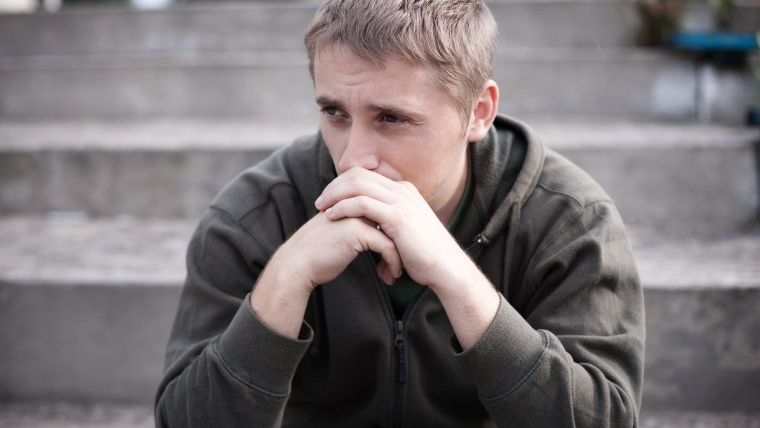 Primariile ar putea fi obligate sa angajeze tineri defavorizati pentru o perioada de doi ani