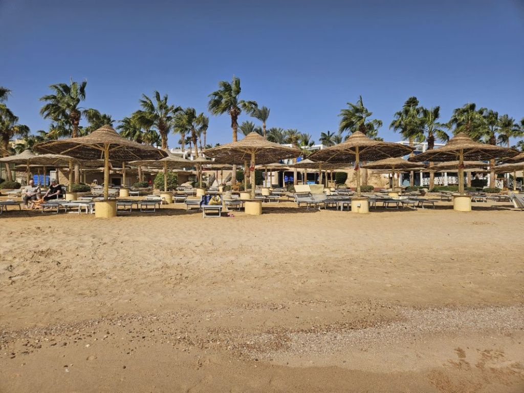 [GALERIE FOTO] Sharm el Sheikh: Locul unde Marea Roșie îți taie răsuflarea și deșertul își d - Imagine 25