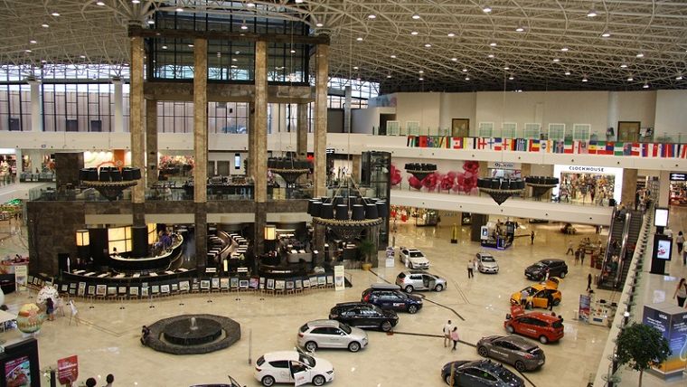 Programul de functionare al principalelor mall-uri in perioada sarbatorilor de iarna