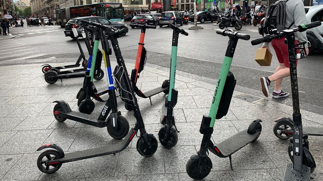O capitală Europeană interzice trotinetele electrice de închiriat. Motivul din spatele deciziei