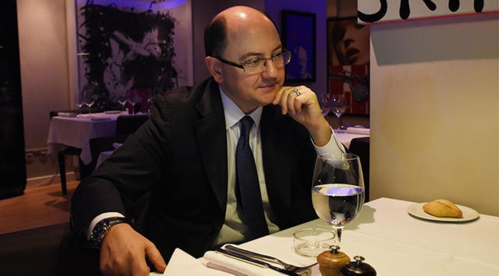 La pranz cu Catalin Cretu, director Visa Europe pentru Romania, Croatia si Slovenia - Imagine 2
