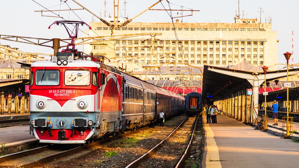 CFR Călători și Transferoviar anulează zeci de trenuri din cauza datoriilor uriașe