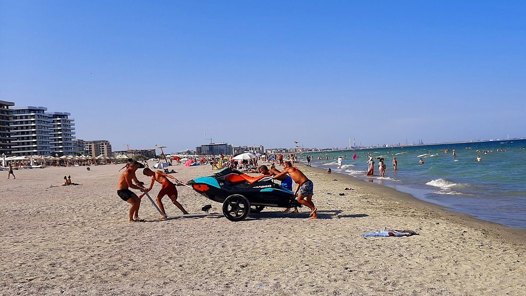 Cum se prezintă „plaja nemulțumiților” din Mamaia – imagini și păreri de la fața locului