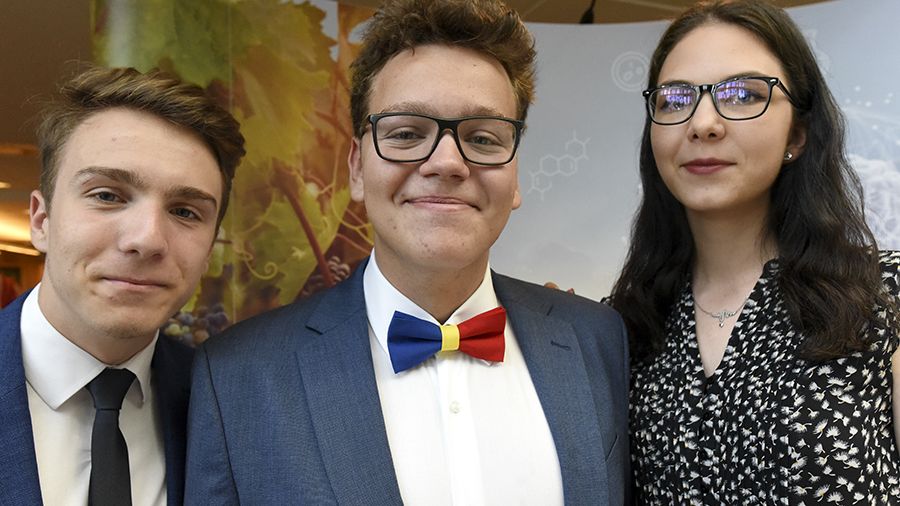 Trei medalii pentru echipa Romaniei la Olimpiada Internationala de Biologie 2019