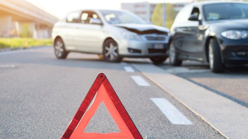 Statistică: Reparațiile după un accident auto sunt chiar și cu 28% mai scumpe în România decât în unele țări vecine