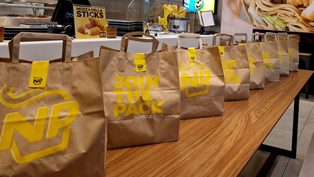 Lanțul de restaurante Noodle Pack își cere insolvența: are peste 400 de angajați