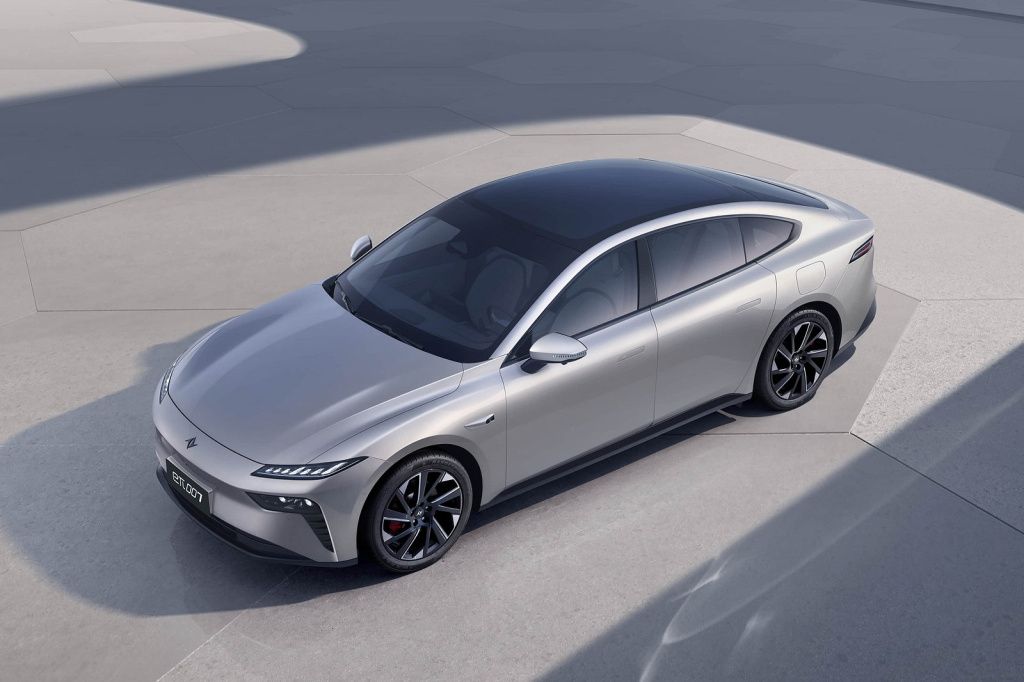 GALERIE FOTO | Dongfeng 007 are uși de Lamborghini și un nume infinit - Imagine 10