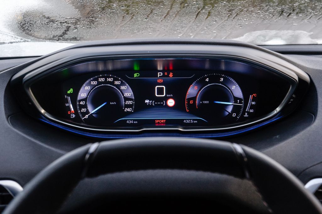 Peugeot 3008 - Imagine 11