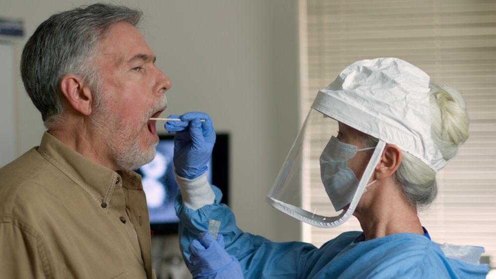 Coronavirus: Ce înseamnă "suspect", "caz probabil" și "contact direct"