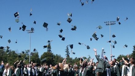 Tranzitia de la statutul de student la cel de angajat