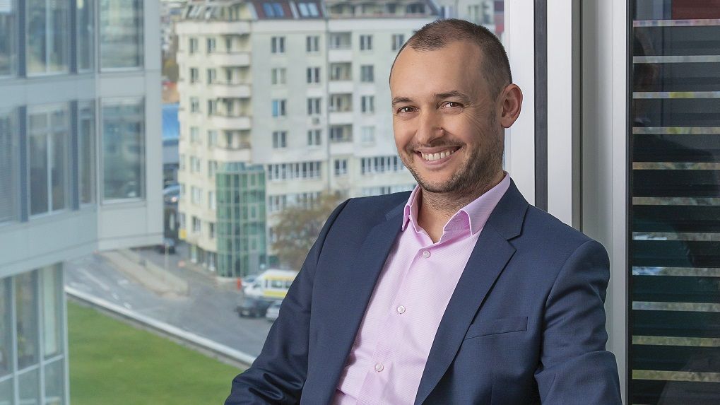 Motorola își lansează în România magazinul online și țintește o cotă de piață de două cifre