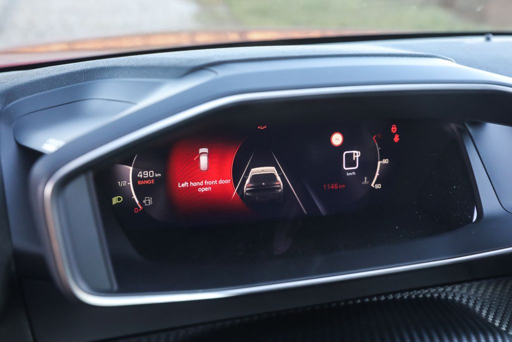 Peugeot 208 - Imagine 8