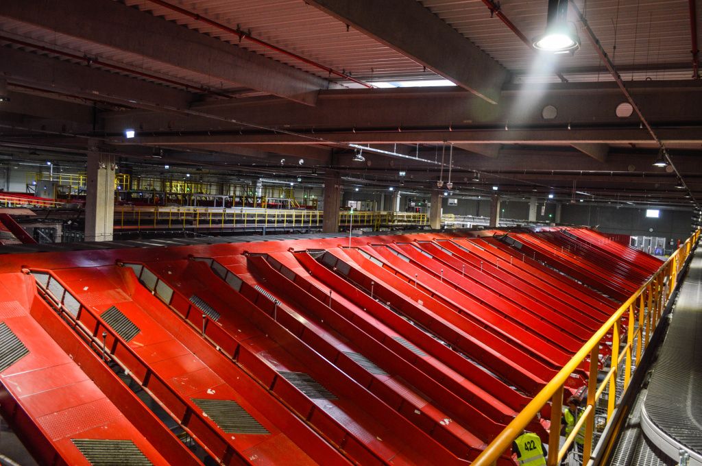 GALERIE FOTO | Cum arată cel mai mare centru logistic al Sameday - Imagine 60