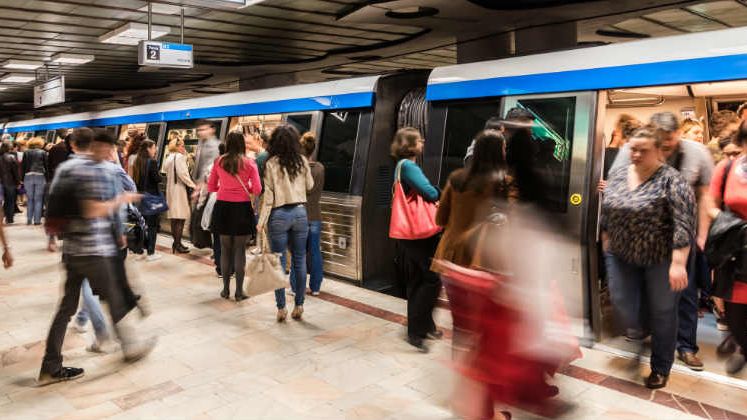 Metrorex anunta ca redeschide luni statia de metrou Pipera
