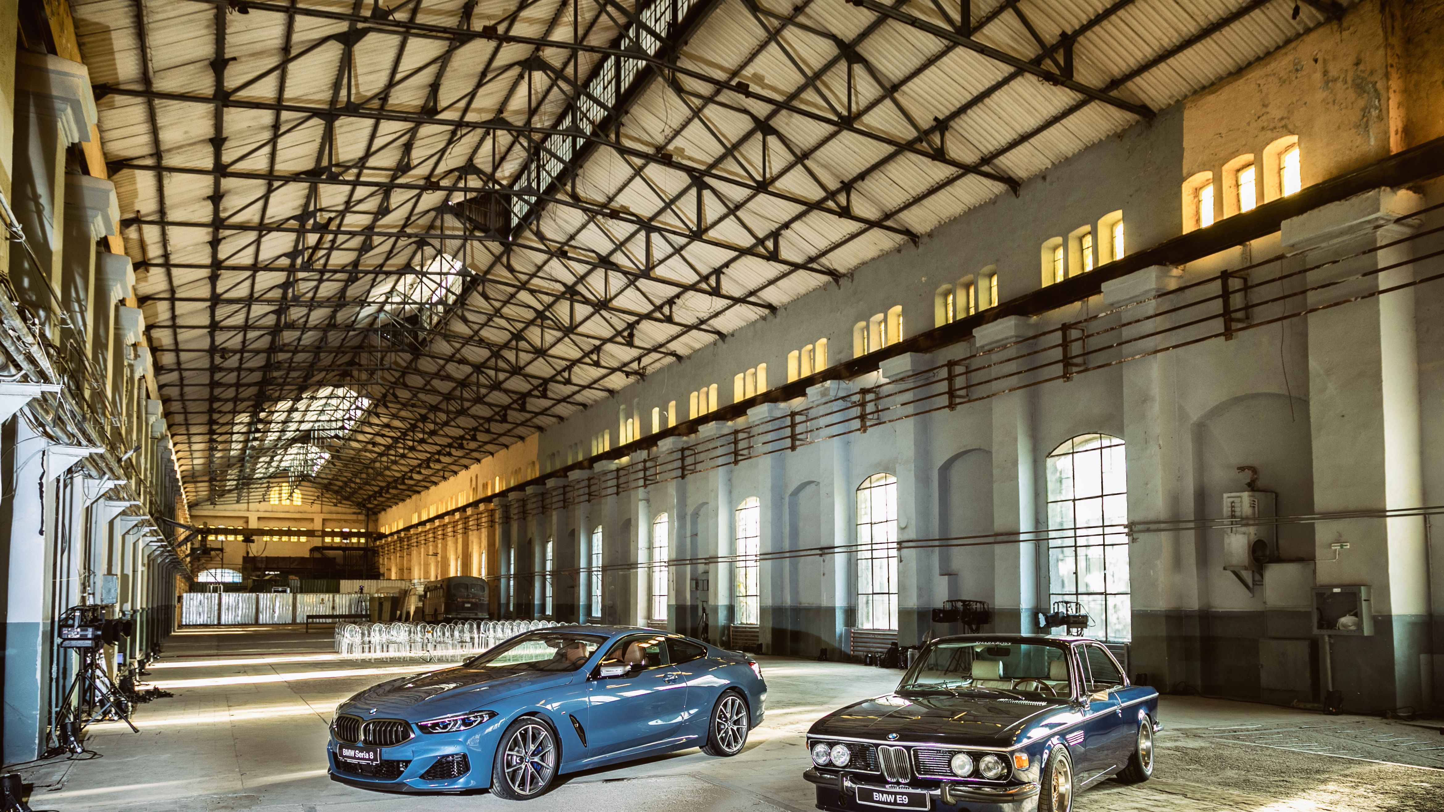 VIDEO: Noul BMW Seria 8 Coupe, prezentat in Uzina Electrica Filaret