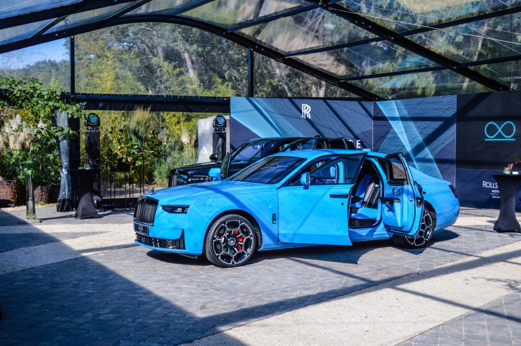 GALERIE FOTO | Rolls-Royce aduce mai multe premiere europene importante la București - Imagine 13