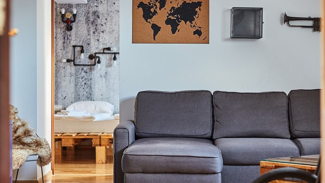 Cât au plătit românii pentru o noapte de cazare pe litoralul românesc