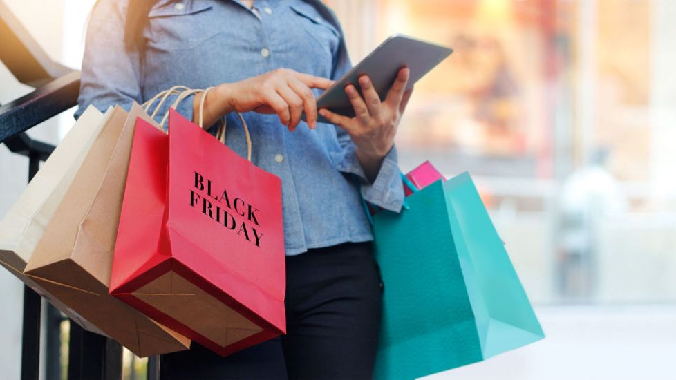 Se apropie reducerile de sezon. România, în top 10 european la căutările legate de Black Friday pe Google
