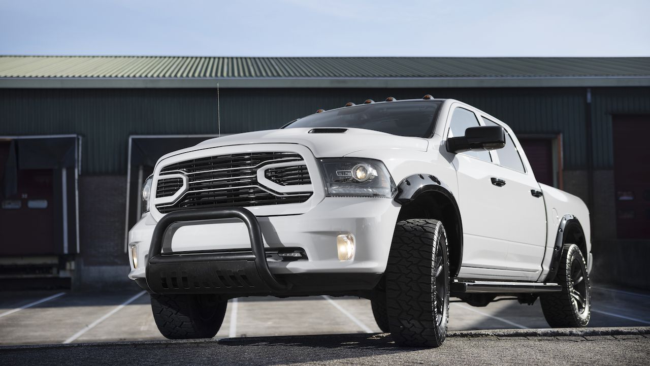 Ford Raptor vs restul pick-up-urilor: de ce joacă într-o ligă proprie