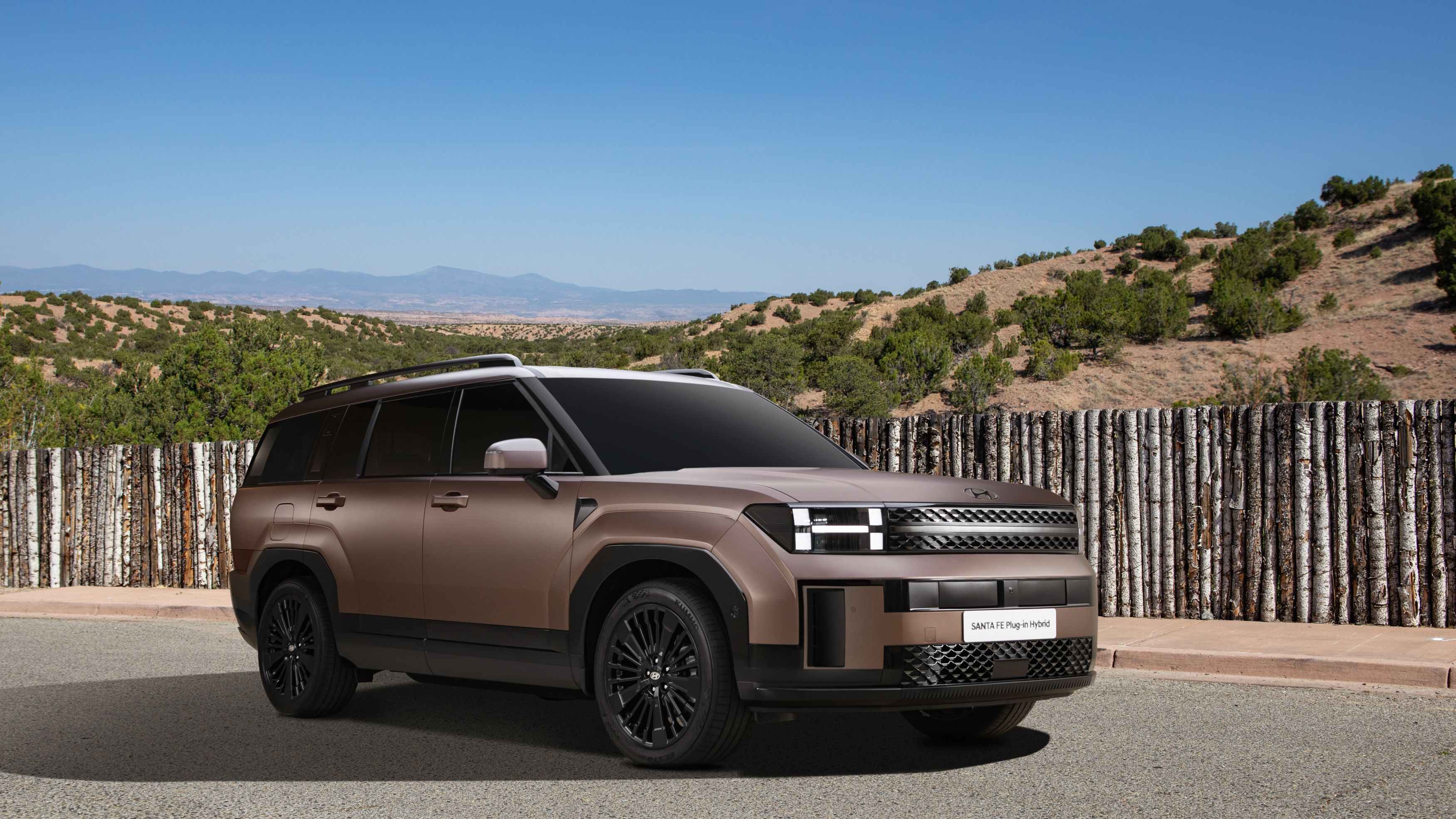 Hyundai: Noul Santa Fe, disponibil exclusiv cu motorizări hibride în Europa