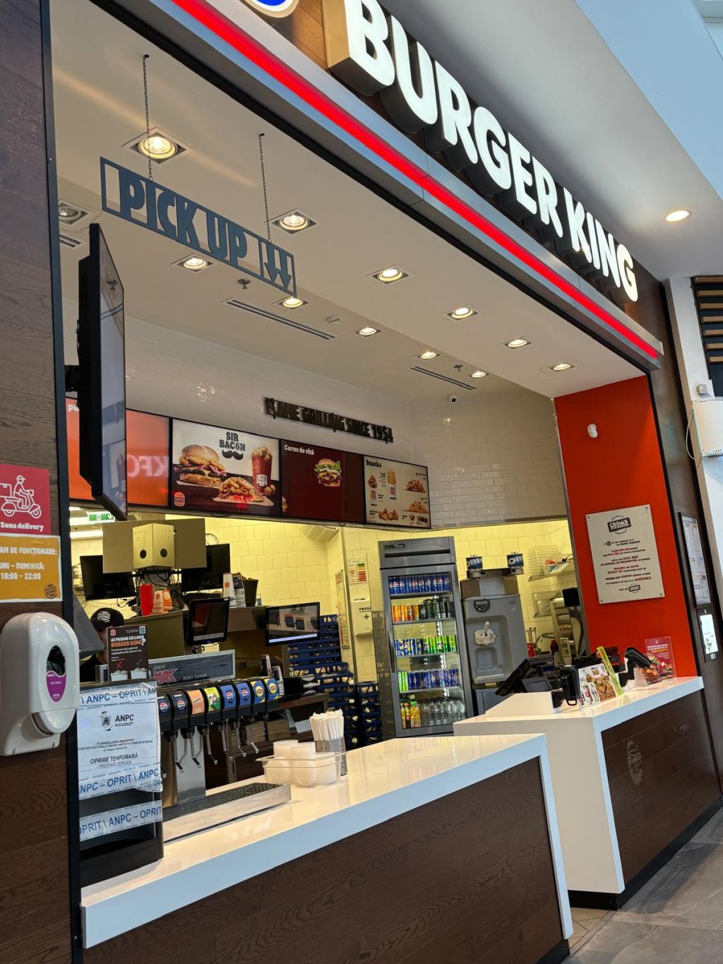 FOTO | Probleme grave găsite de ANPC la Burger King: Au fost găsite bacterii fecale în gheață - Imagine 1