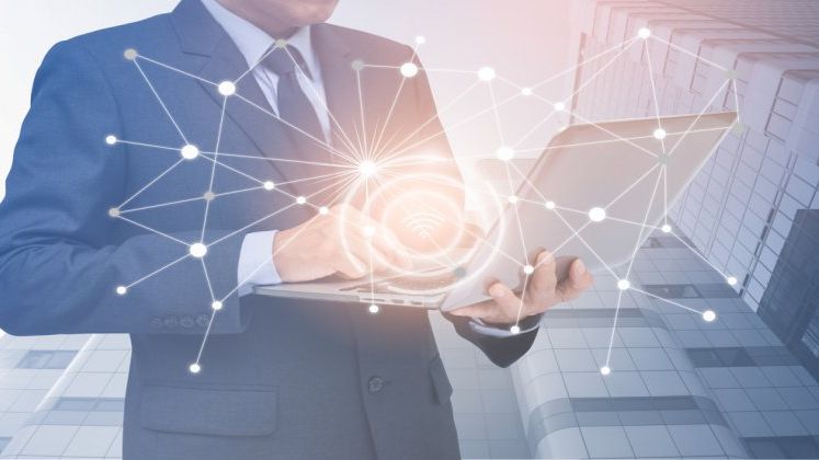Dependenta de internet sau cum ne "dreseaza" tehnologia