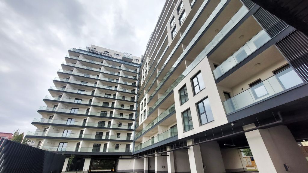 Cum arată un apartament nou de 3 camere de 152.000 de euro din sud-vestul Capitalei - Imagine 89