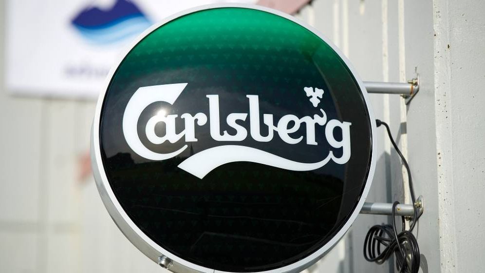 Carlsberg a reușit să iasă din Rusia. Cu cât și-a vândut activele