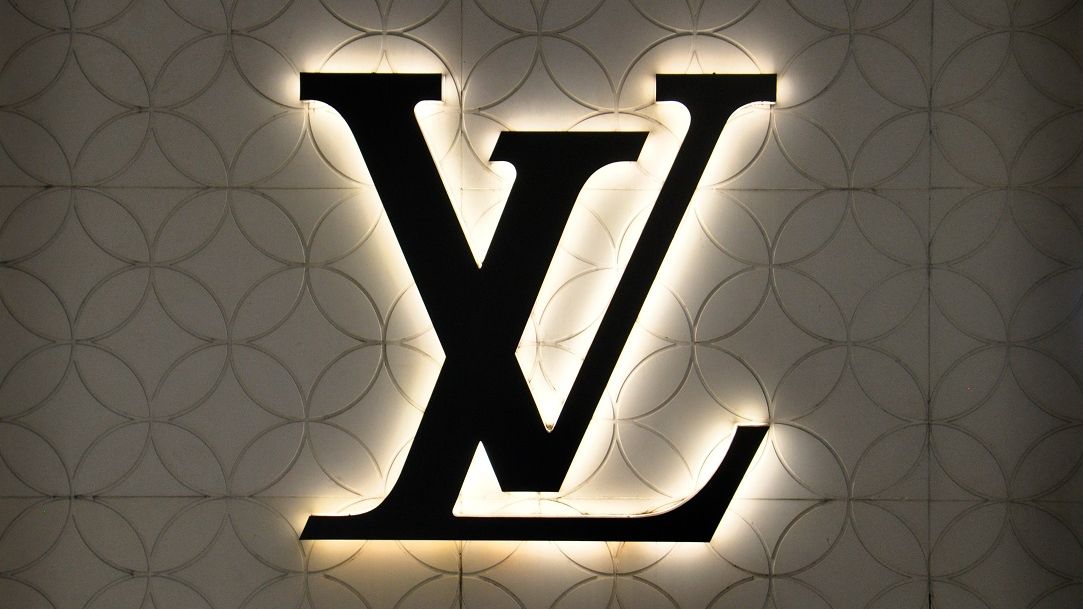 Louis Vuitton lansează o boxă care costă mai mult de 3 salarii medii nete în România