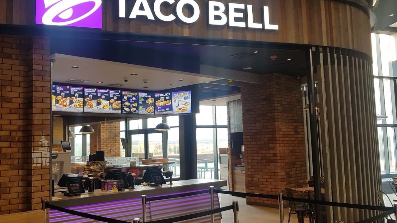 Sphera Franchise Group inaugureaza doua restaurante, KFC si Taco Bell, in Sibiu