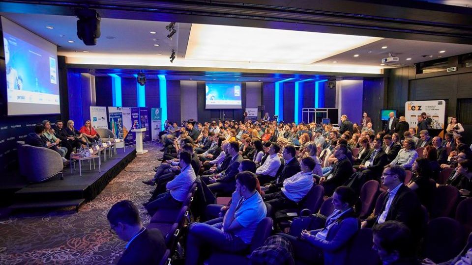 Monzo, Monese si Seedrs urca pe aceeasi scena la Future Banking FinTech Edition: cum te poti inscrie gratuit