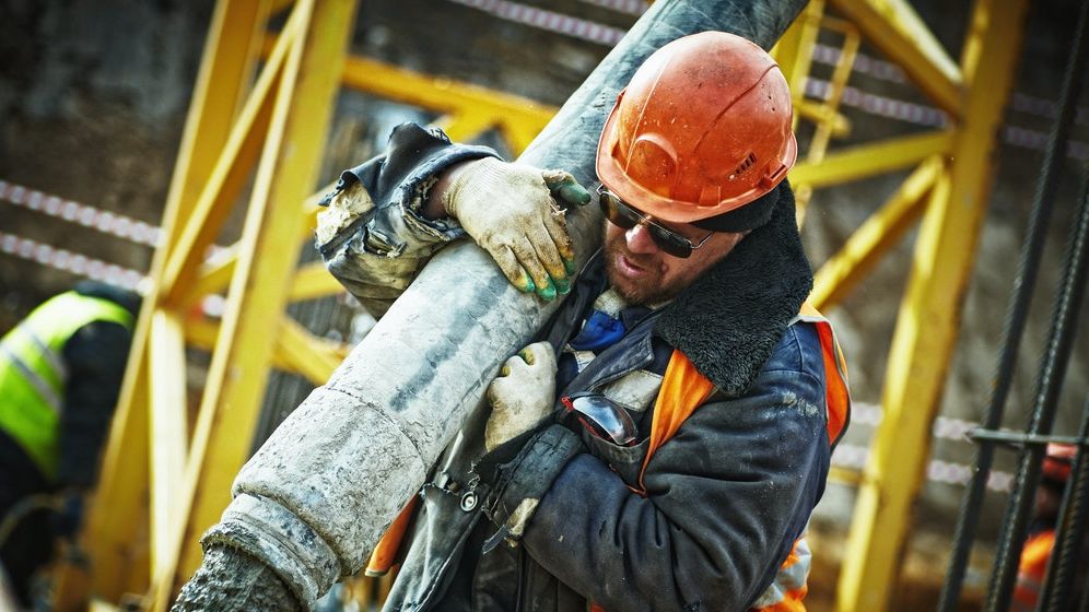 Mai vor românii să plece în străinătate la muncă? Care sunt primele lor opțiuni când aleg un un job în străinătate