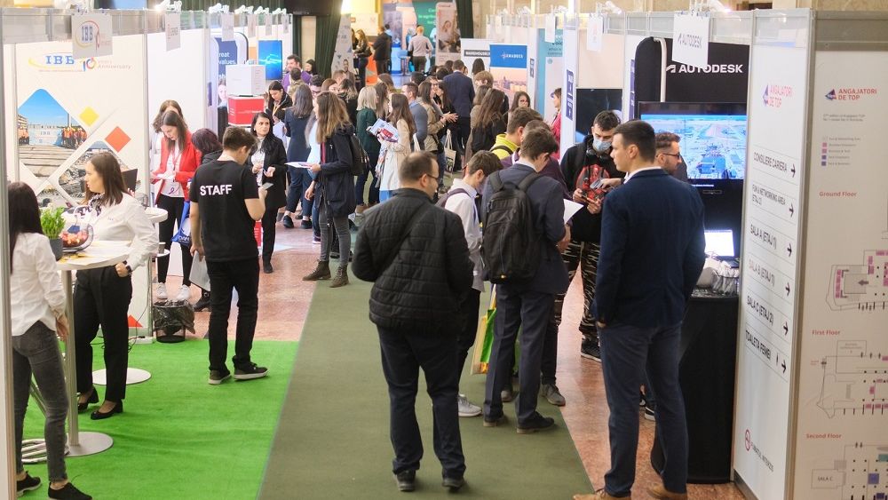 Târgul de carieră Angajatori de Top București pune la bătaie 7.000 de joburi. Companiile prezente dau salarii de peste 2.000 de euro pentru cei cu experiență