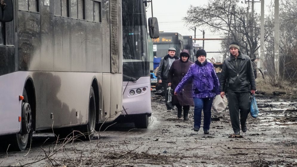 Circa 100.000 de ucrainieni și-au părăsit până acum casele din fața invaziei ruse