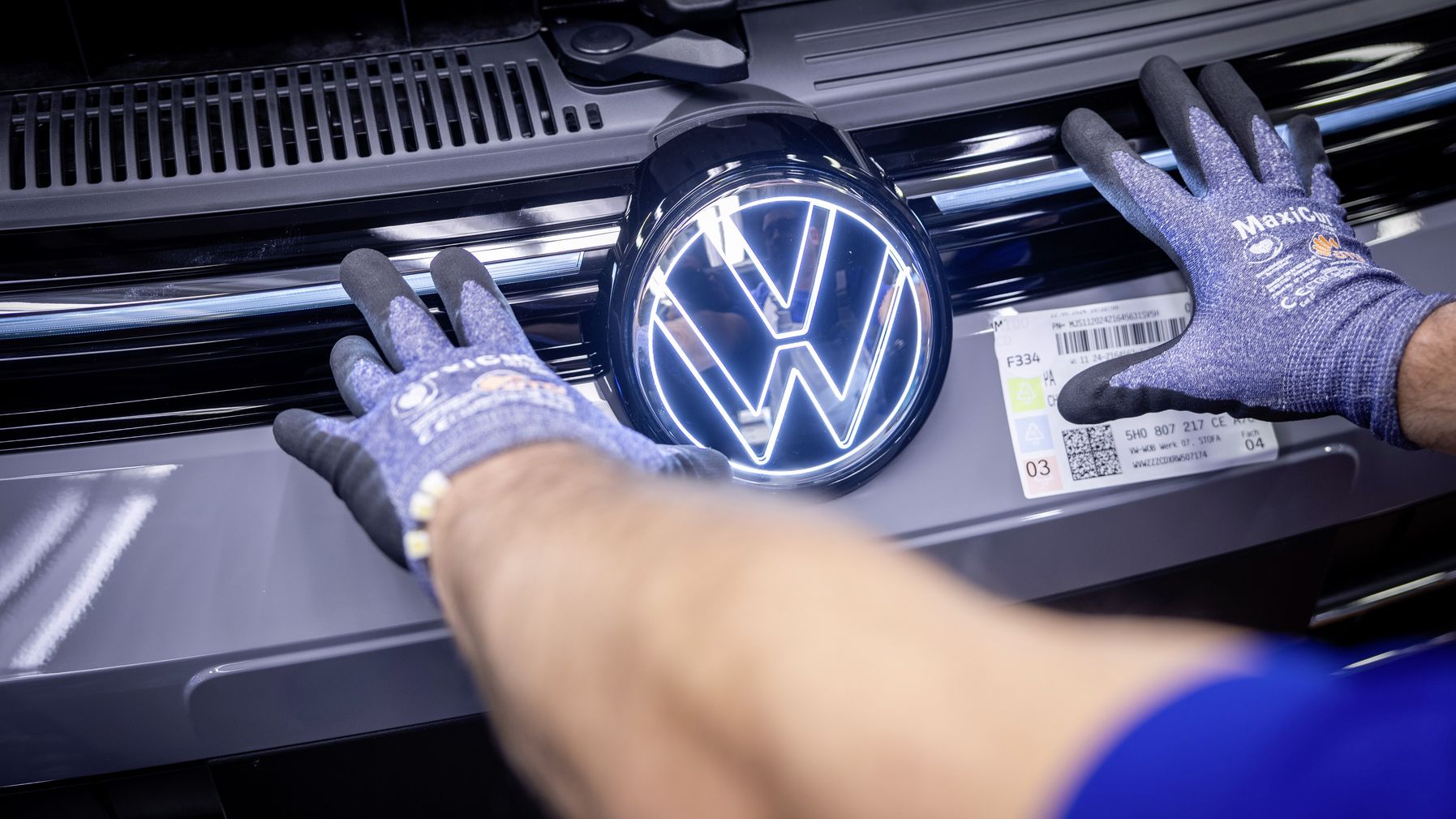 Volkswagen, măsuri radicale pentru a economisi 4 miliarde de euro. Cu cât vor scădea salariile