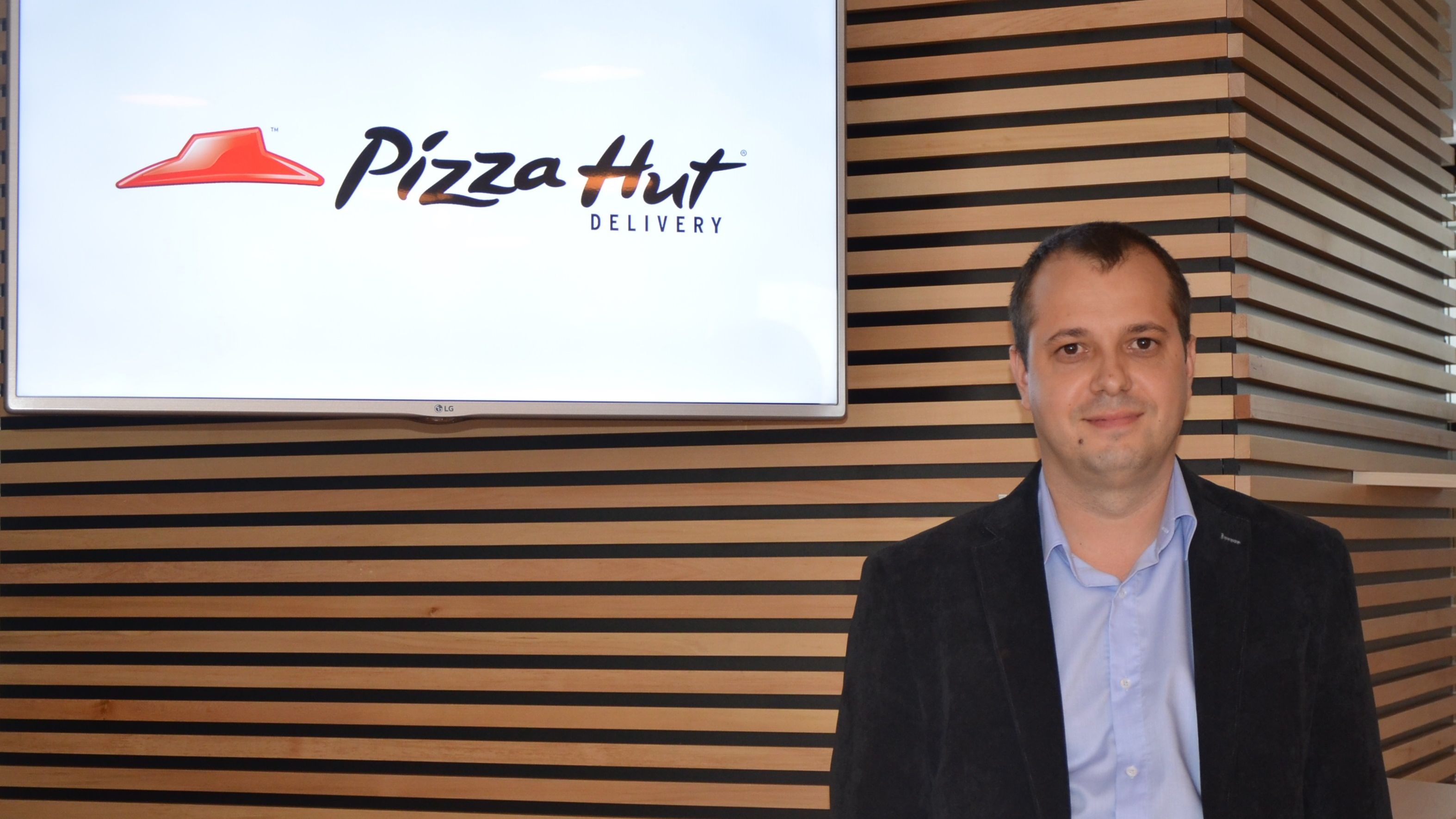 Pizza Hut Delivery lanseaza programul de francizare in Romania si isi propune sa deschida locatii noi